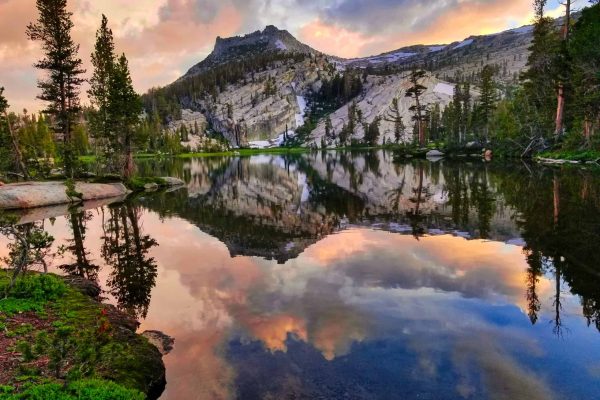 Mountain scenery along the John Muir Trail in the Sierra Nevada, California